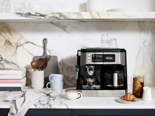 De'Longhi All-in-One Combination Coffee Maker & Espresso Machine + Advanced Adjustable Milk Frother, Black, COM532M